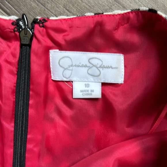 Jessica Simpson dress - Picture 2 of 3